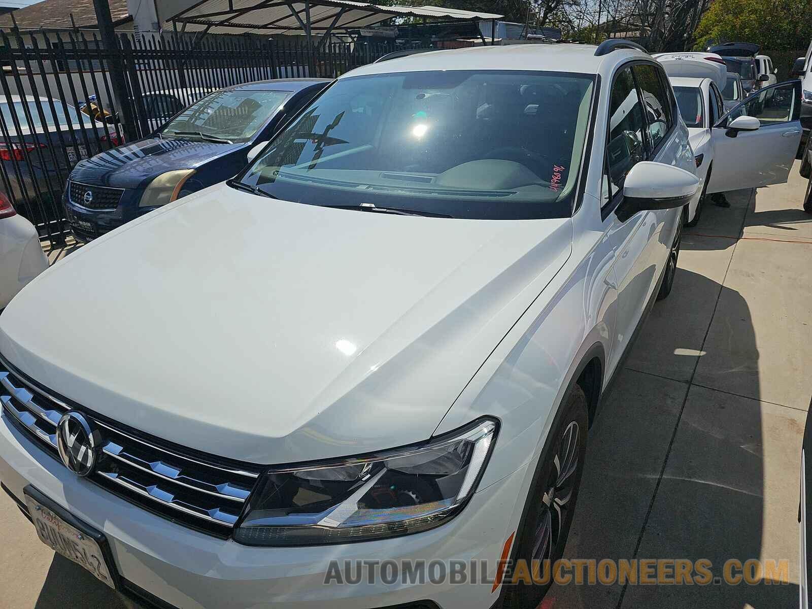 3VV1B7AX6MM022818 Volkswagen Tiguan 2021