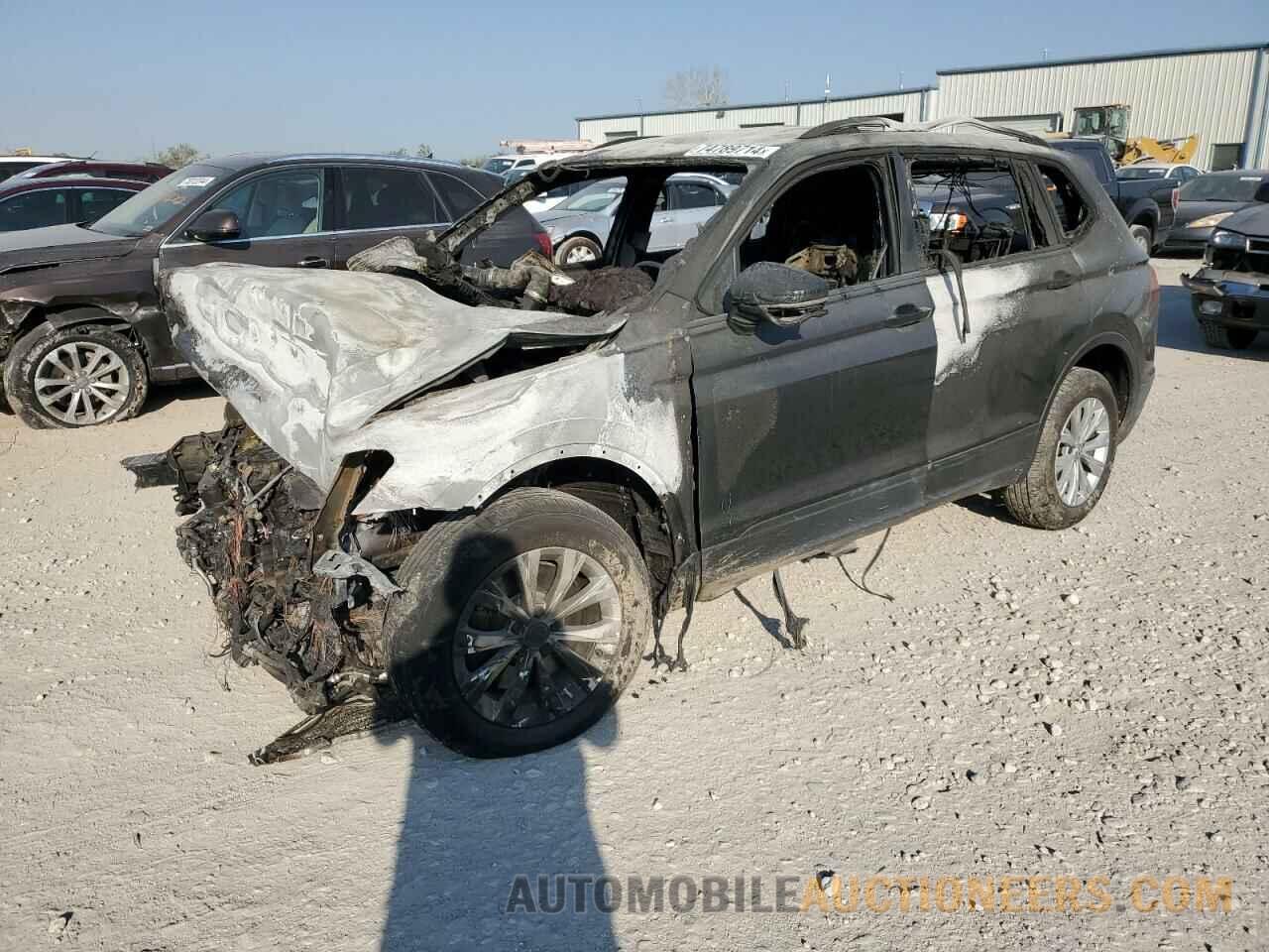 3VV1B7AX7JM063518 VOLKSWAGEN TIGUAN 2018