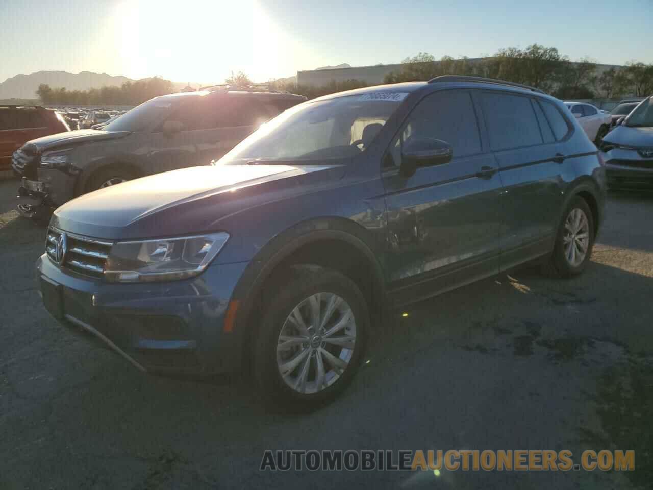 3VV1B7AX7JM066967 VOLKSWAGEN TIGUAN 2018