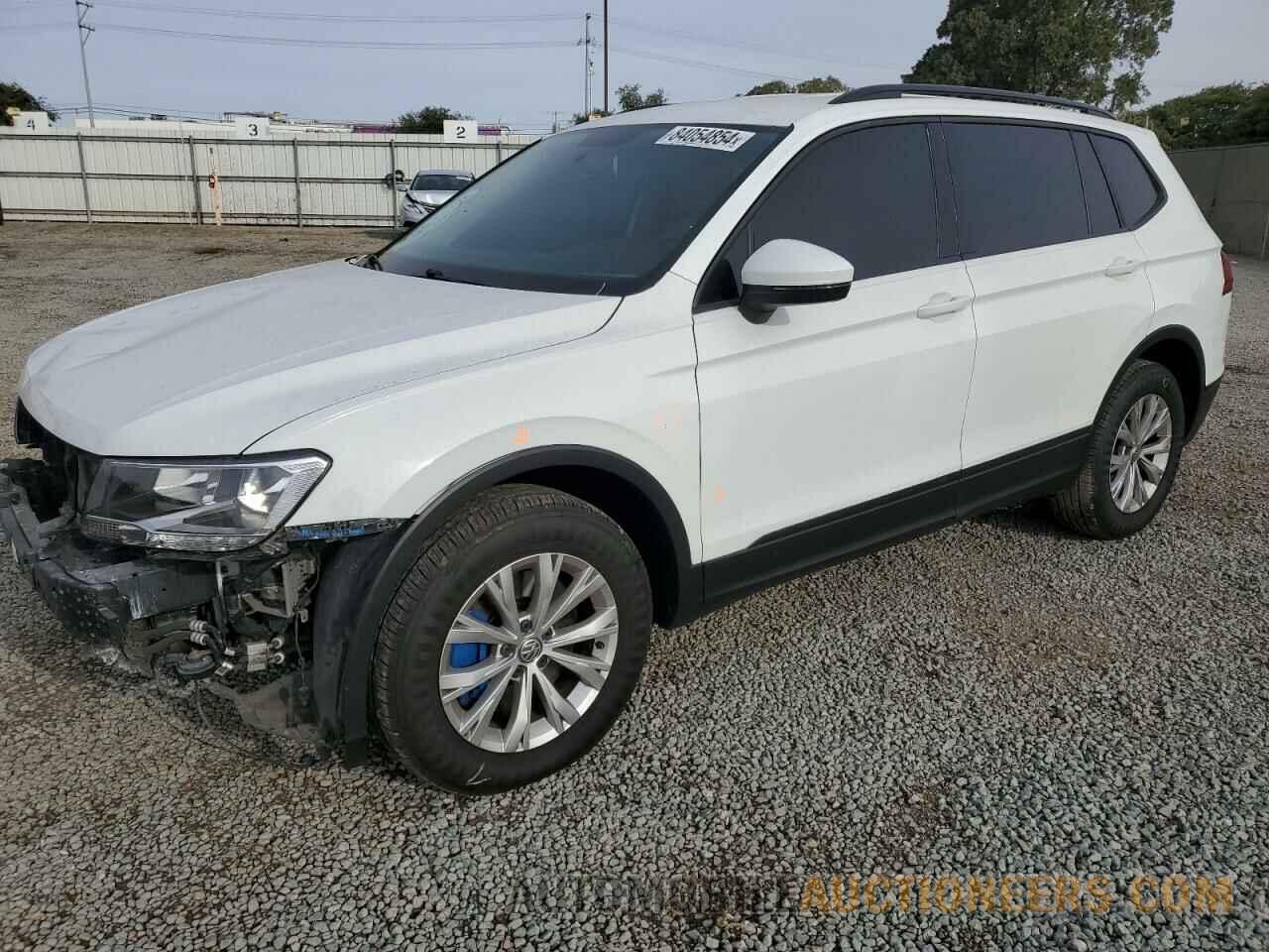 3VV1B7AX8JM065424 VOLKSWAGEN TIGUAN 2018