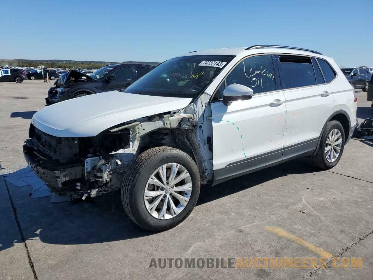 3VV1B7AX8JM075449 VOLKSWAGEN TIGUAN 2018