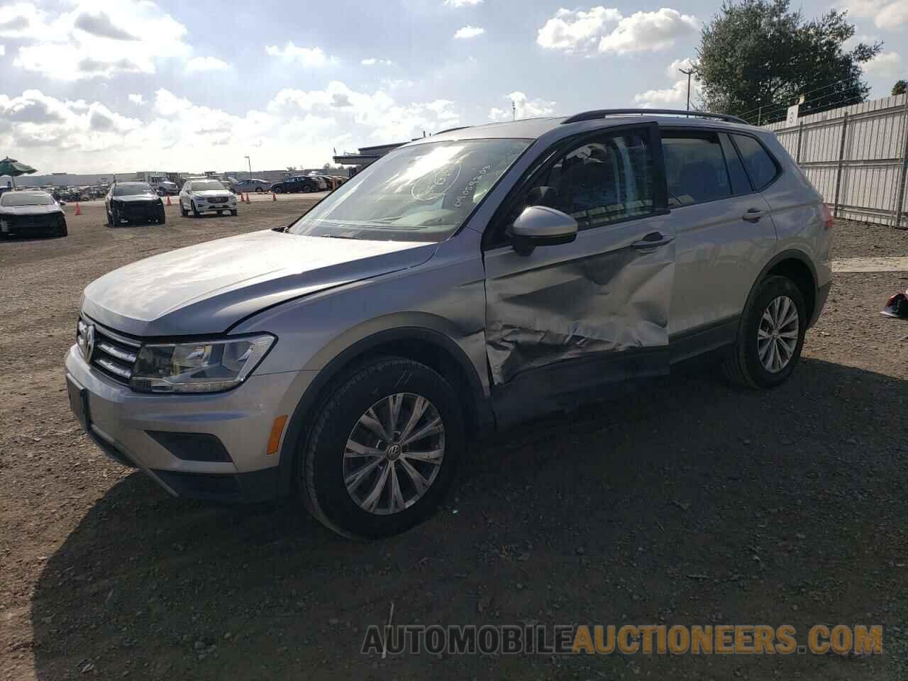 3VV1B7AX8LM008935 VOLKSWAGEN TIGUAN 2020