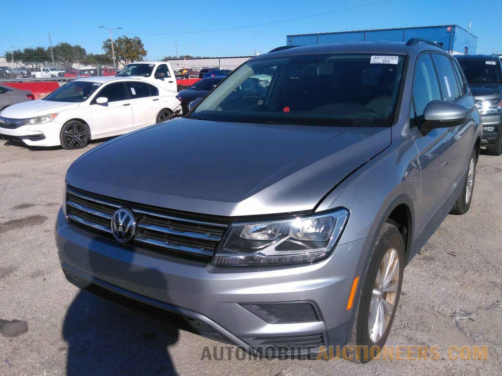 3VV1B7AX8LM176865 Volkswagen Tiguan 2020