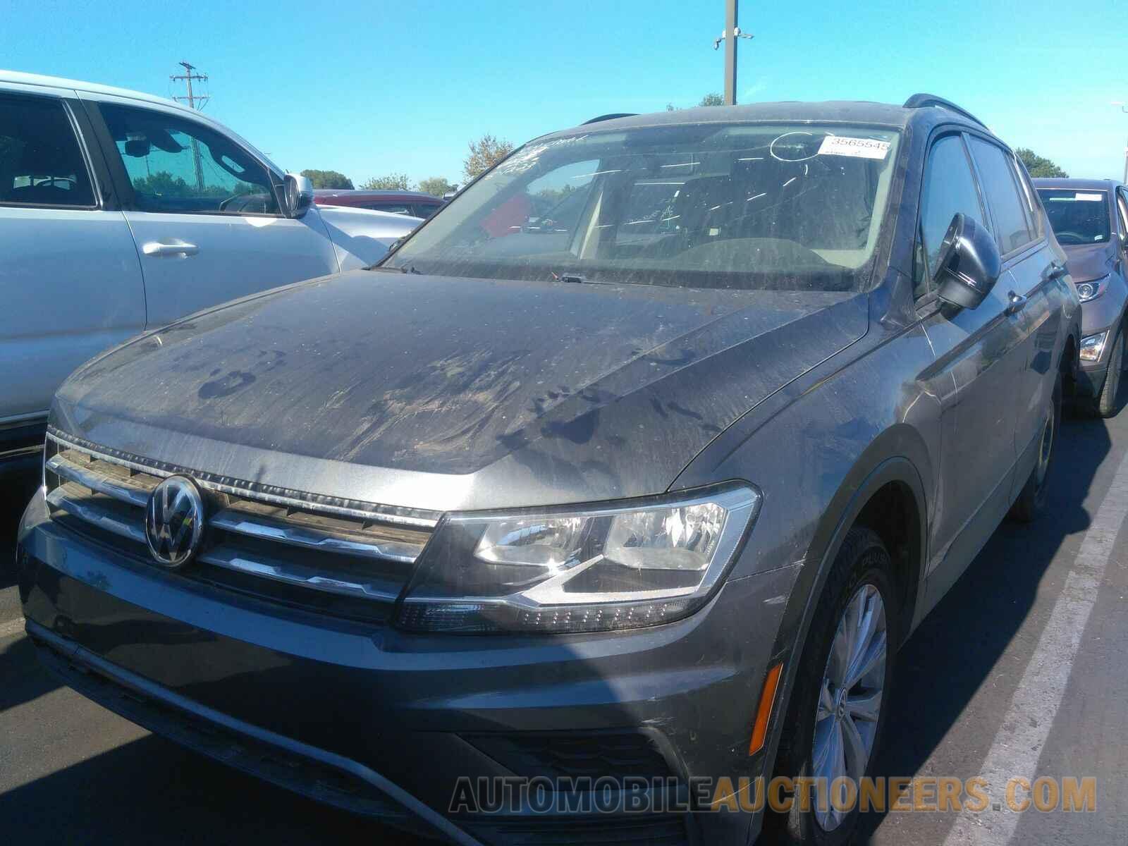 3VV1B7AX9LM129182 Volkswagen Tiguan 2020