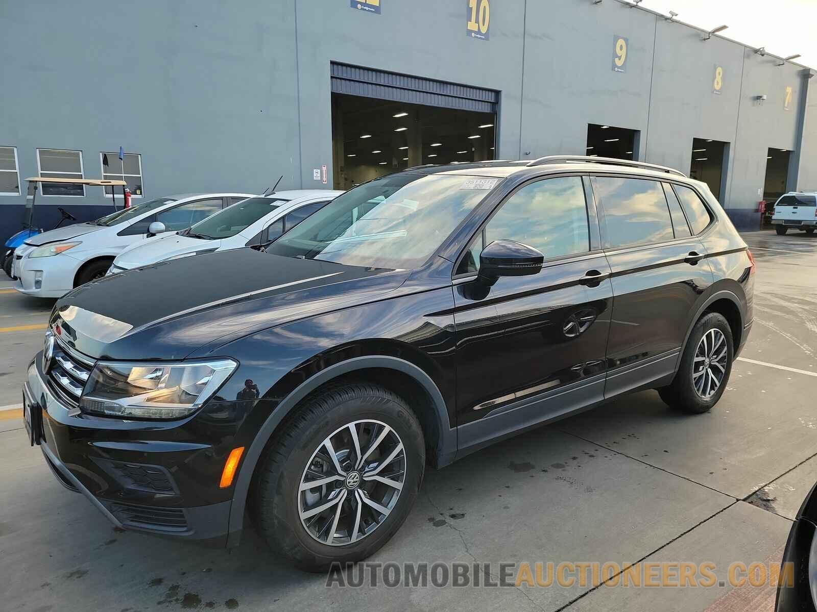 3VV1B7AX9MM038575 Volkswagen Tiguan 2021