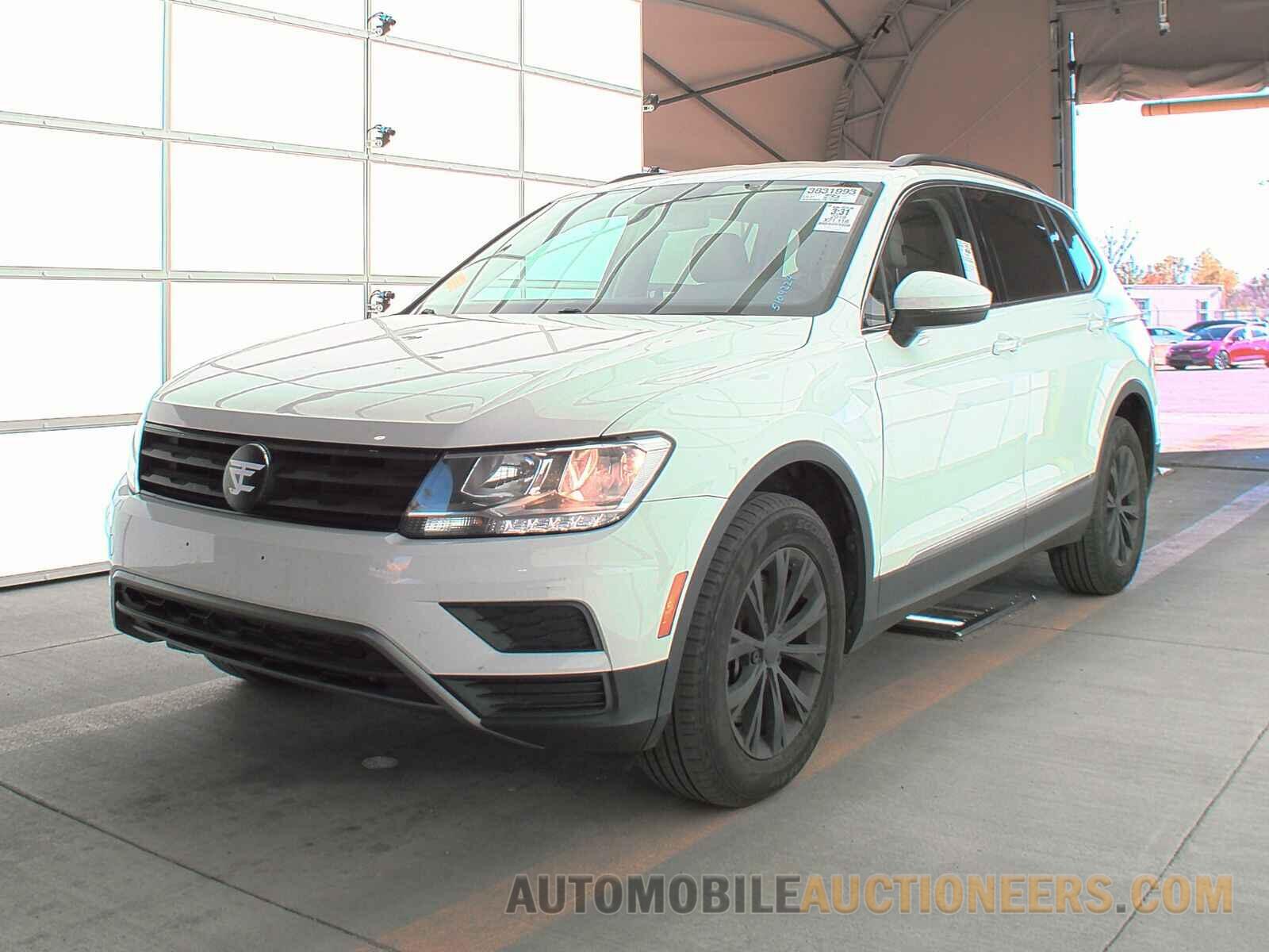 3VV2B7AX0JM134594 Volkswagen Tiguan 2018