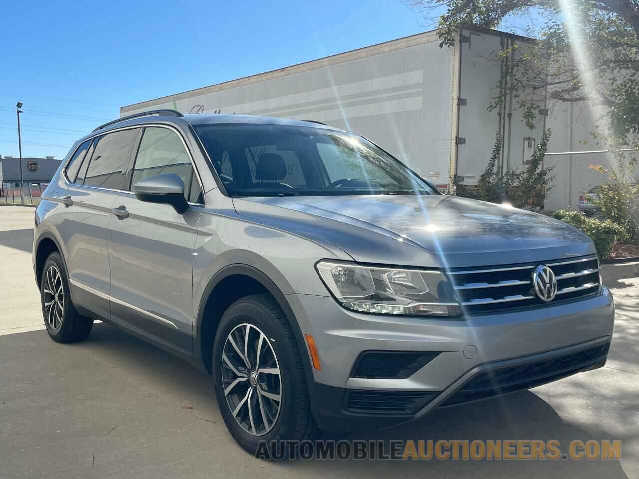 3VV2B7AX0LM101758 VOLKSWAGEN TIGUAN 2020