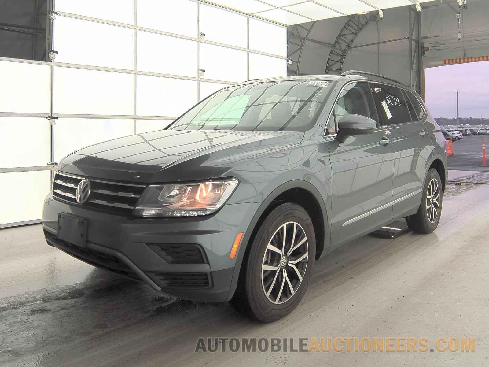 3VV2B7AX0MM028649 Volkswagen Tiguan 2021