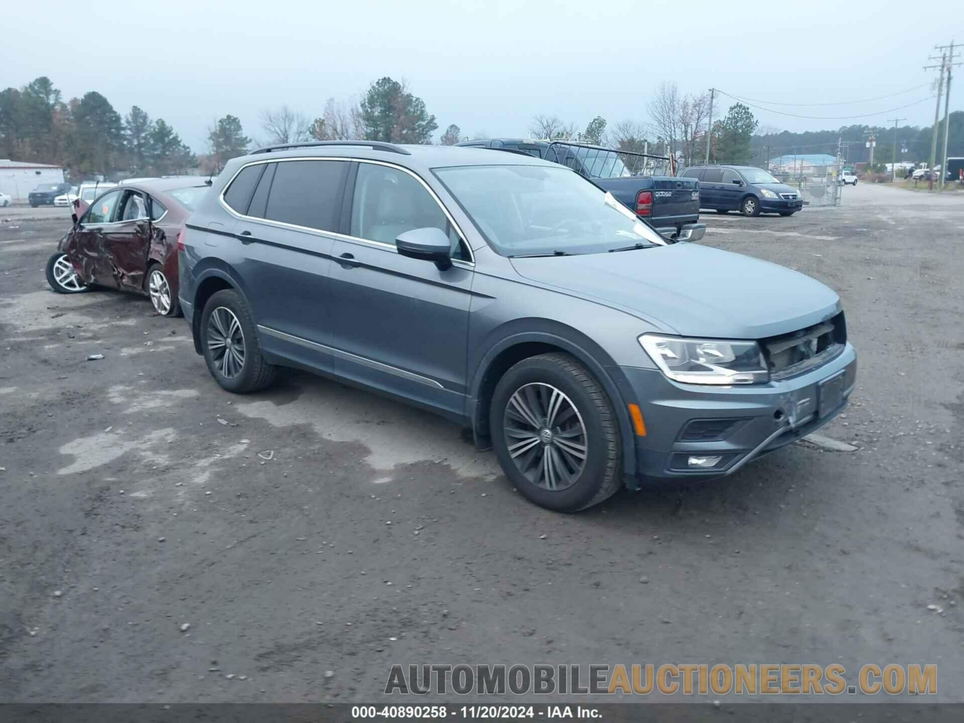 3VV2B7AX1JM037257 VOLKSWAGEN TIGUAN 2018