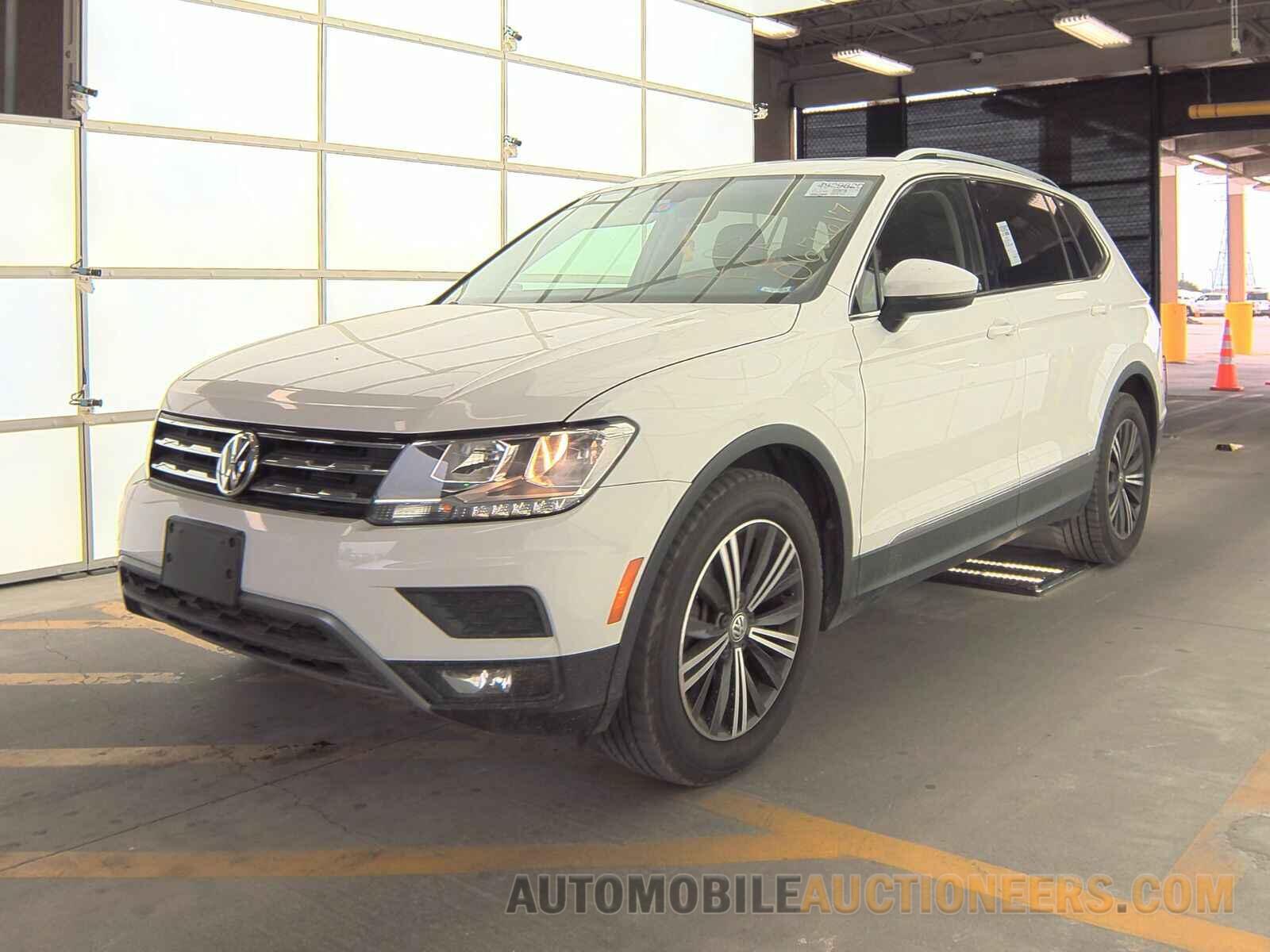 3VV2B7AX1JM067617 Volkswagen Tiguan 2018