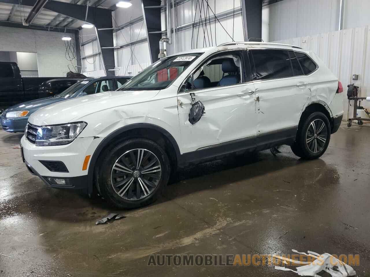 3VV2B7AX1JM111745 VOLKSWAGEN TIGUAN 2018