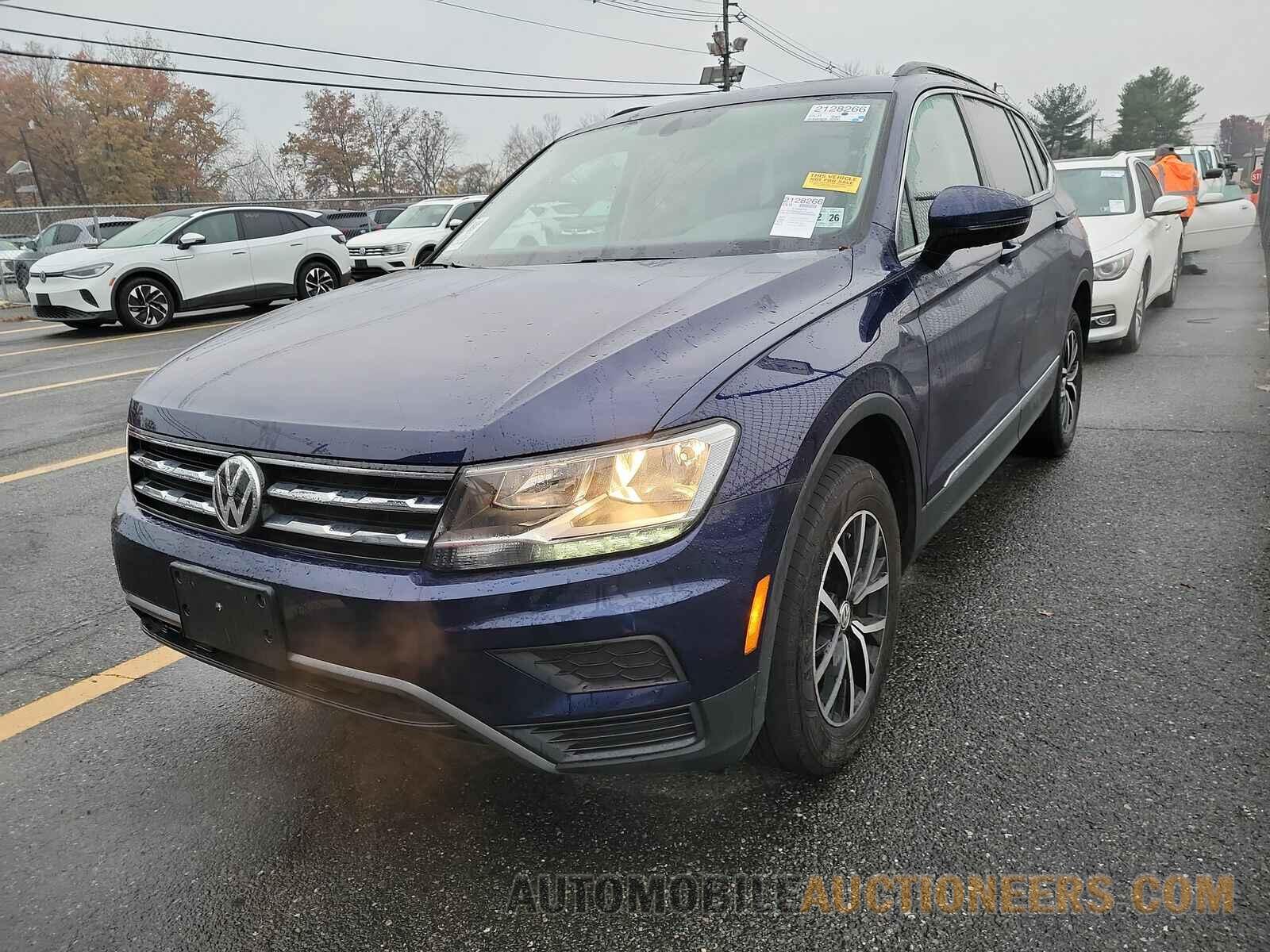 3VV2B7AX1MM040566 Volkswagen Tiguan 2021