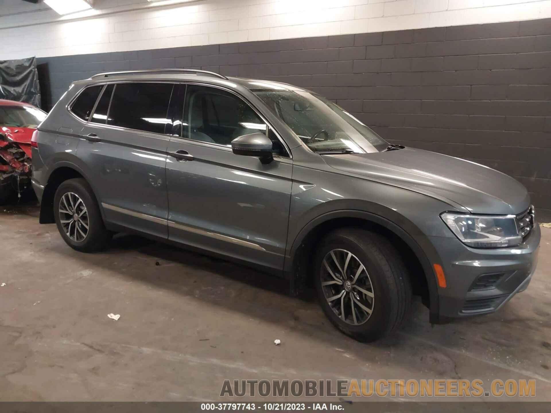 3VV2B7AX2JM210347 VOLKSWAGEN TIGUAN 2018