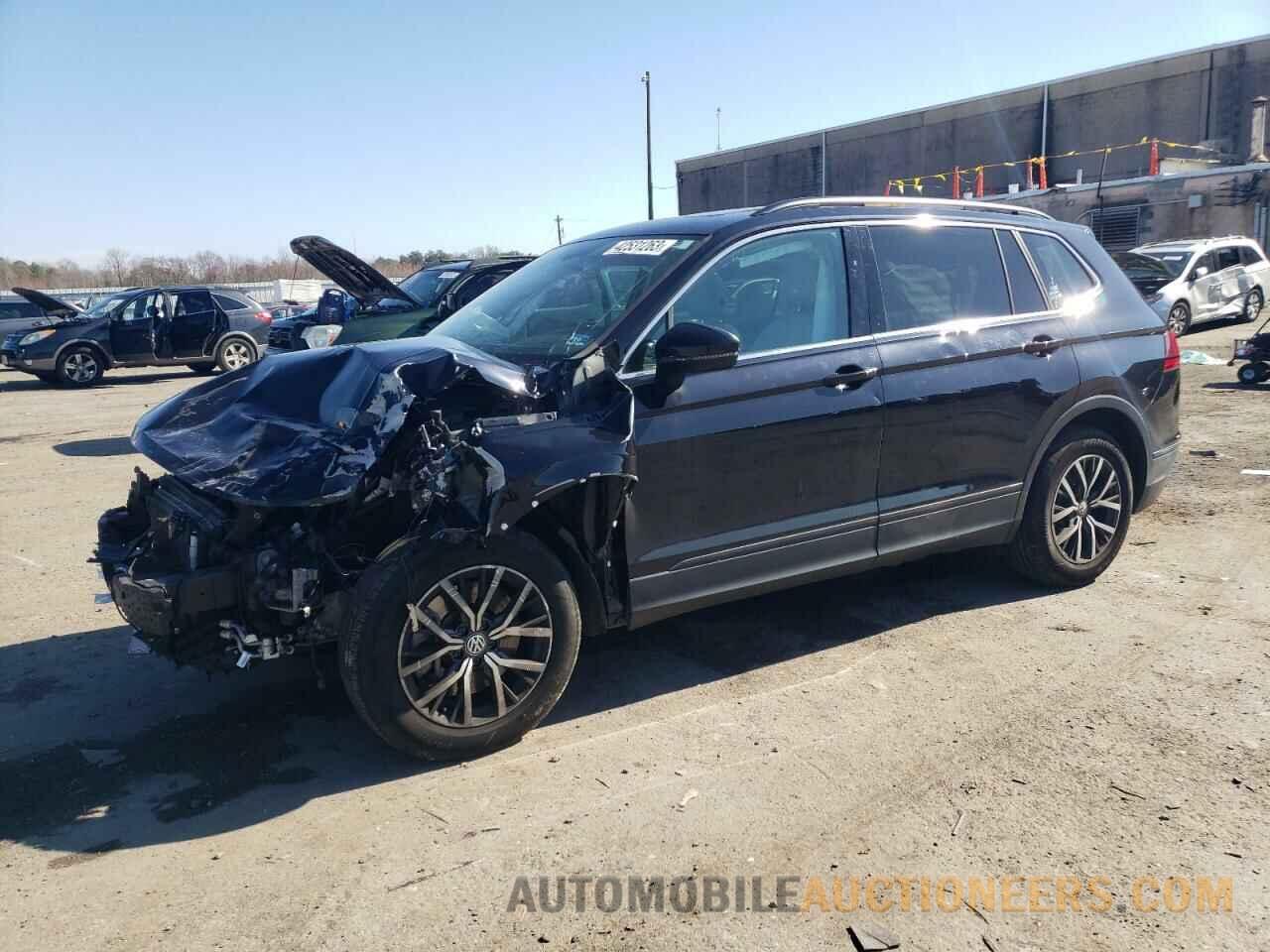 3VV2B7AX3KM038573 VOLKSWAGEN TIGUAN 2019