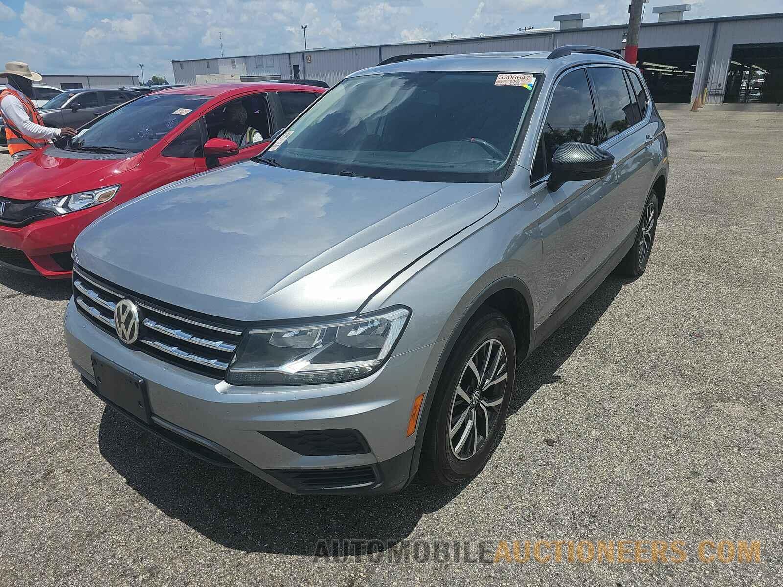 3VV2B7AX3KM096277 Volkswagen Tiguan 2019