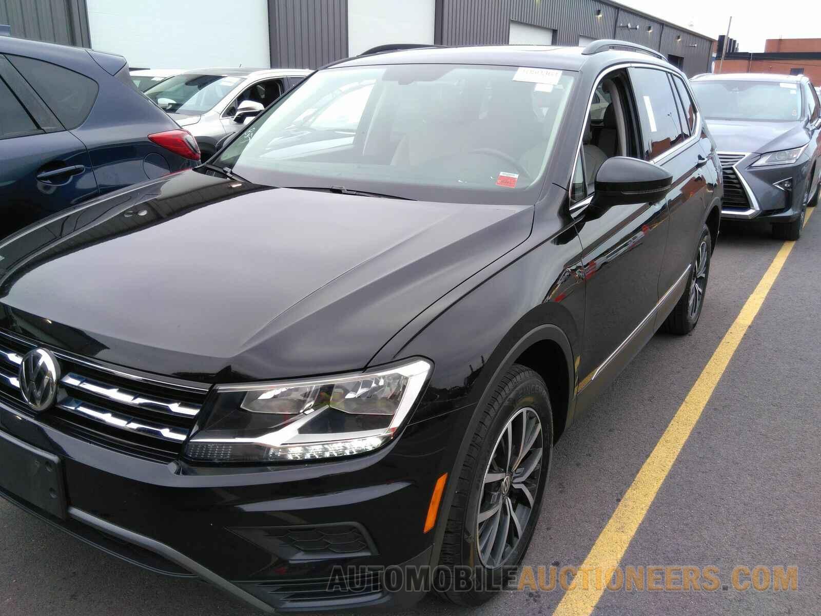 3VV2B7AX3LM036047 Volkswagen Tiguan 2020