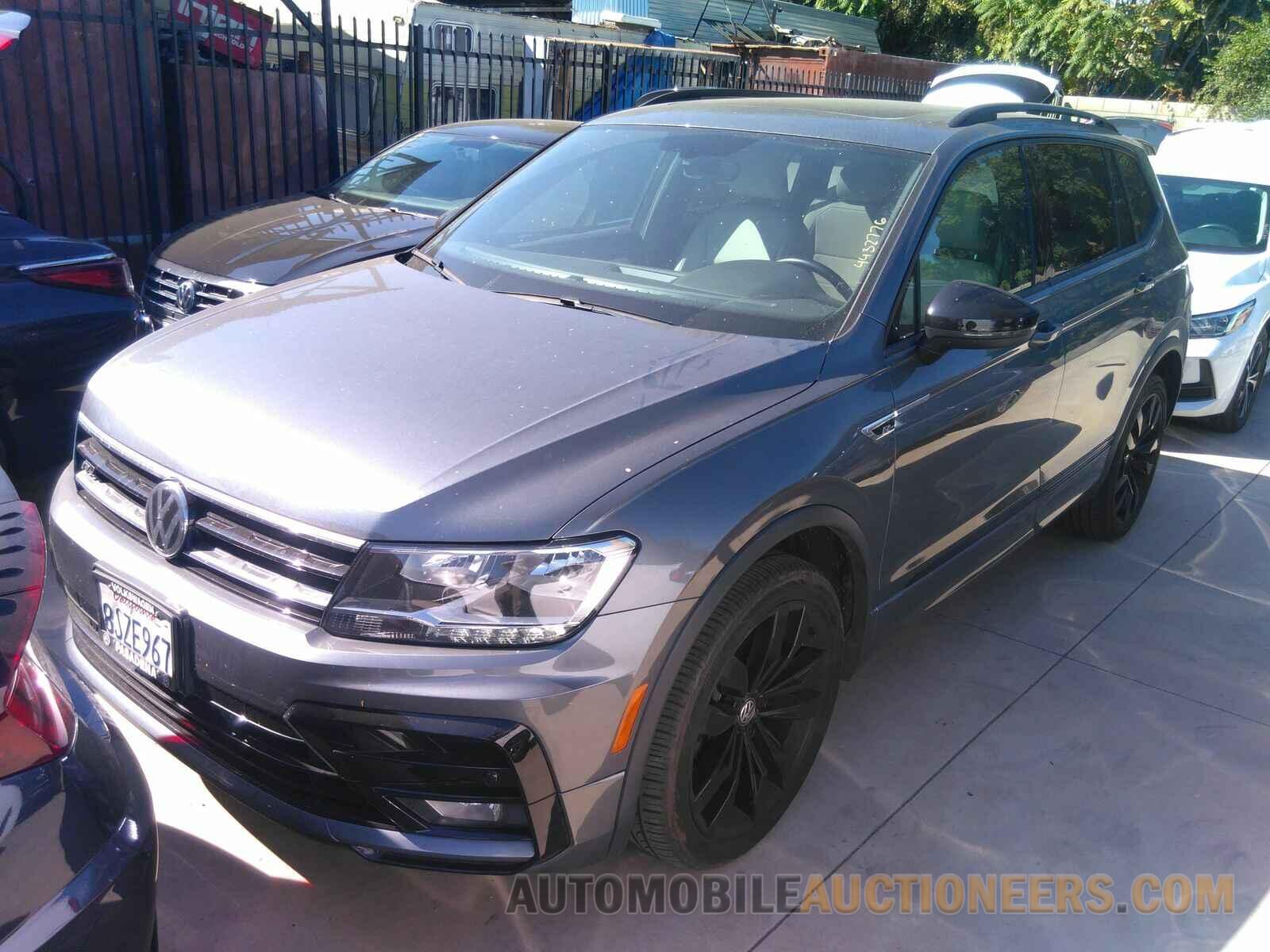 3VV2B7AX3LM160836 Volkswagen Tiguan 2020