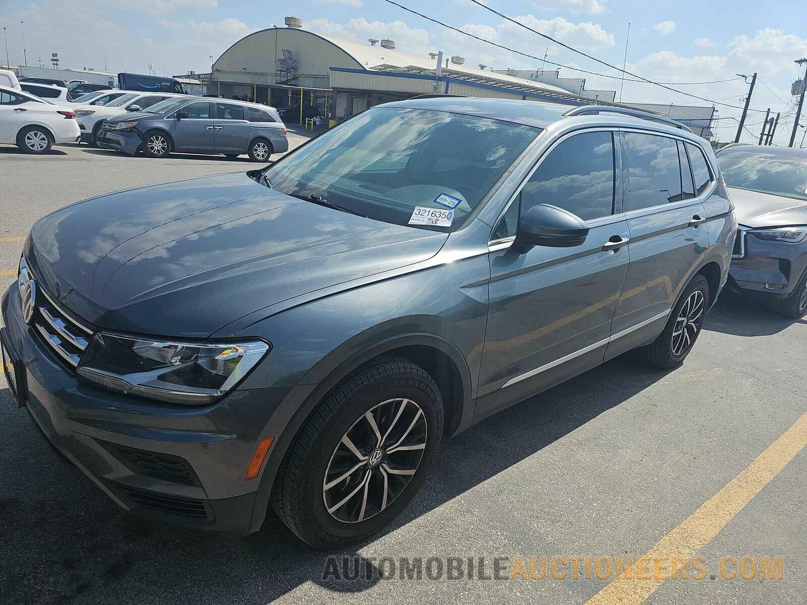 3VV2B7AX3MM096069 Volkswagen Tiguan 2021