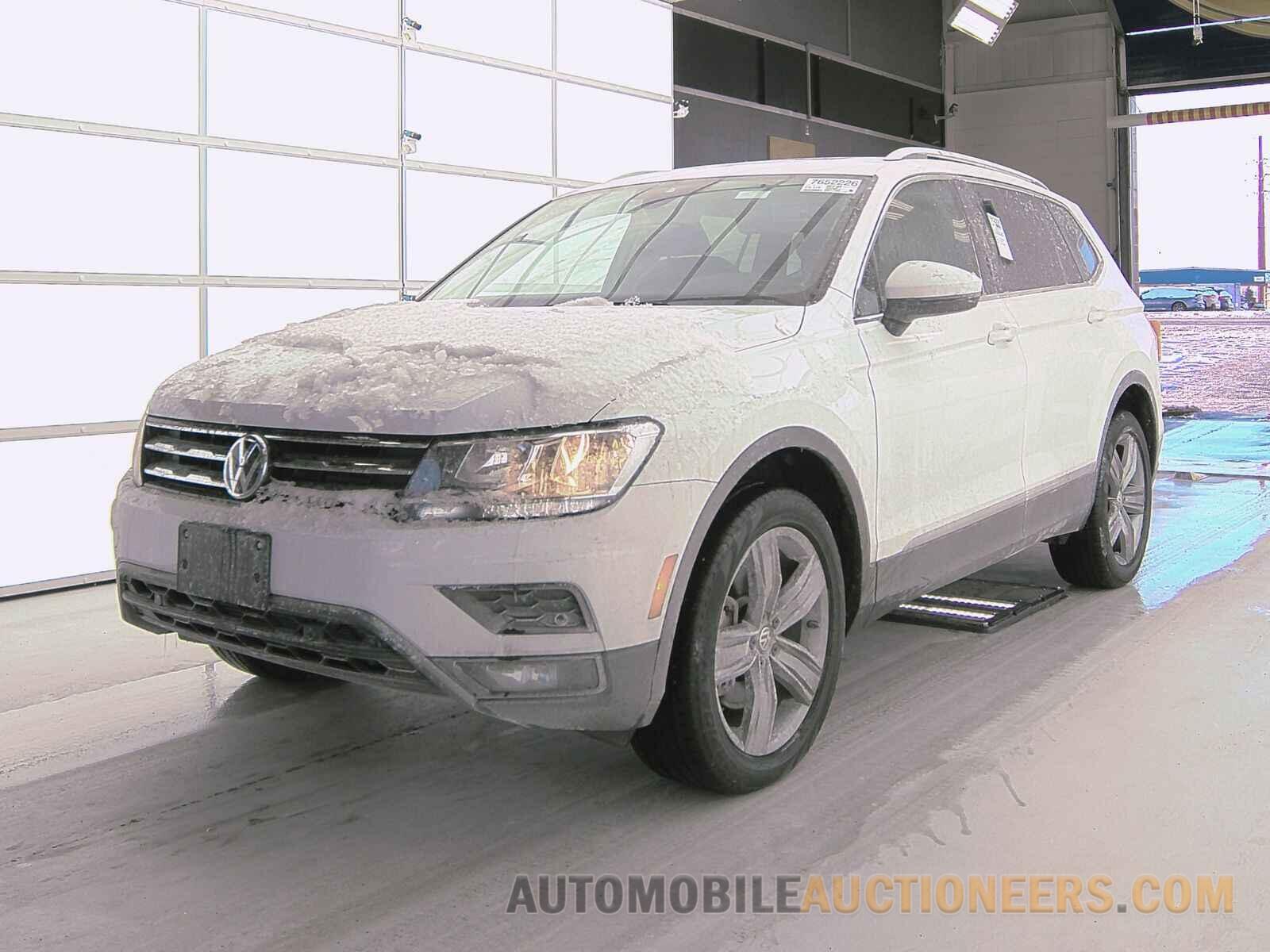 3VV2B7AX4LM179072 Volkswagen Tiguan 2020