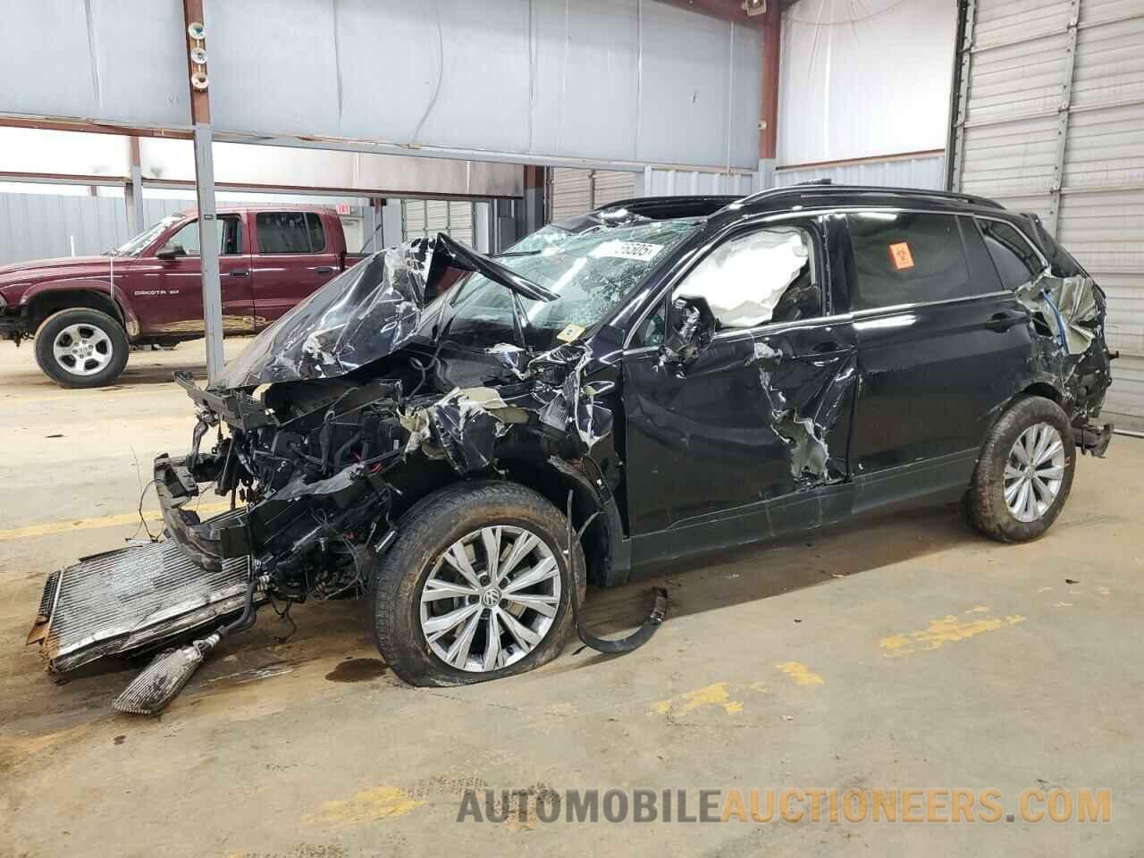 3VV2B7AX5KM075530 VOLKSWAGEN TIGUAN 2019