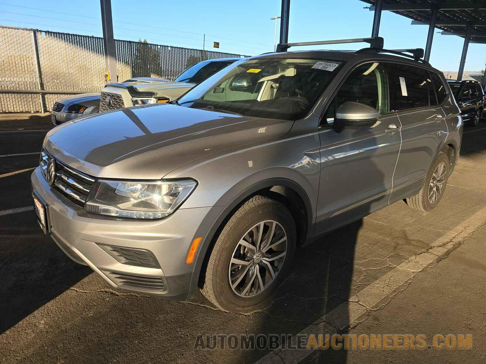 3VV2B7AX5LM054940 Volkswagen Tiguan 2020