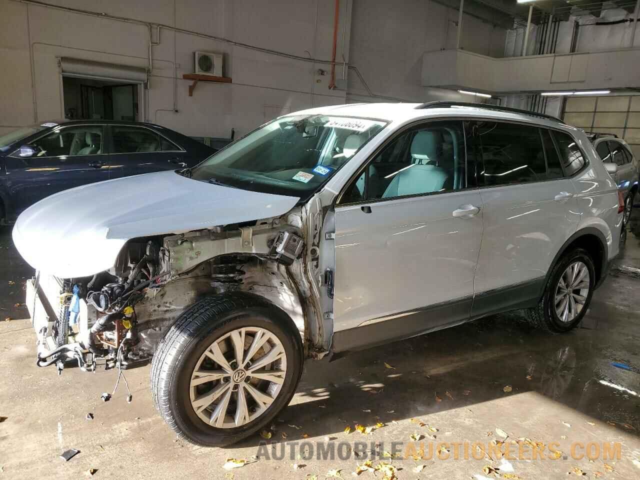 3VV2B7AX6JM009275 VOLKSWAGEN TIGUAN 2018