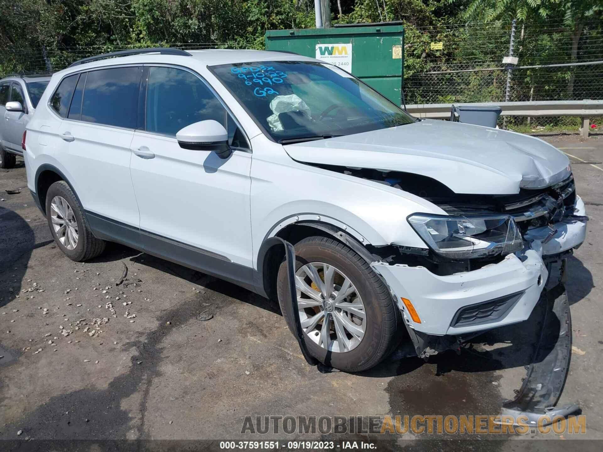 3VV2B7AX6JM046990 VOLKSWAGEN TIGUAN 2018