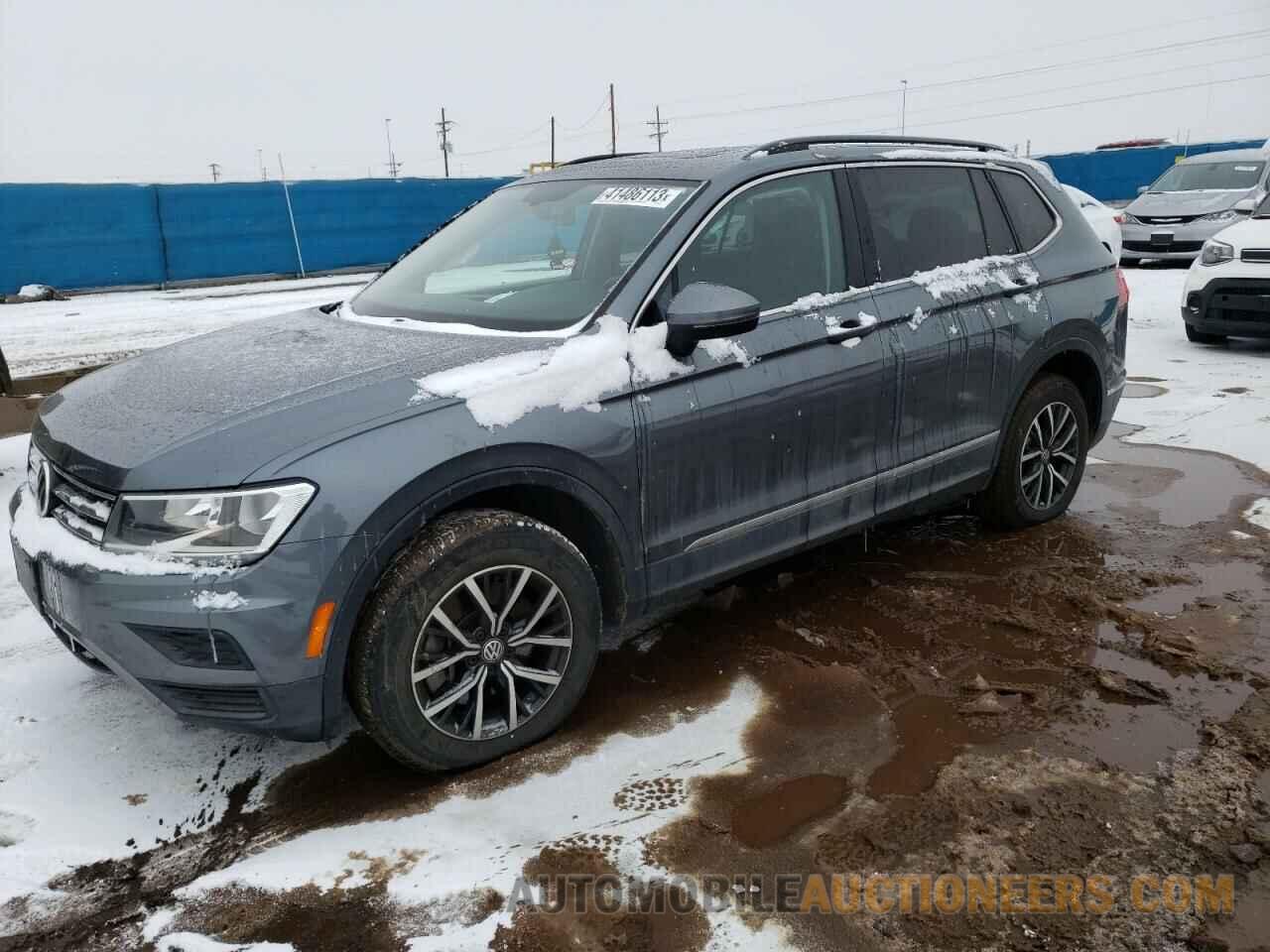 3VV2B7AX6JM215678 VOLKSWAGEN TIGUAN 2018