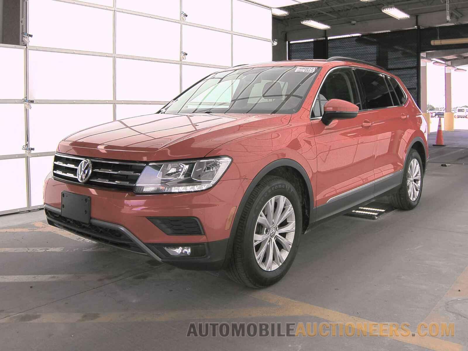 3VV2B7AX7JM029082 Volkswagen Tiguan 2018