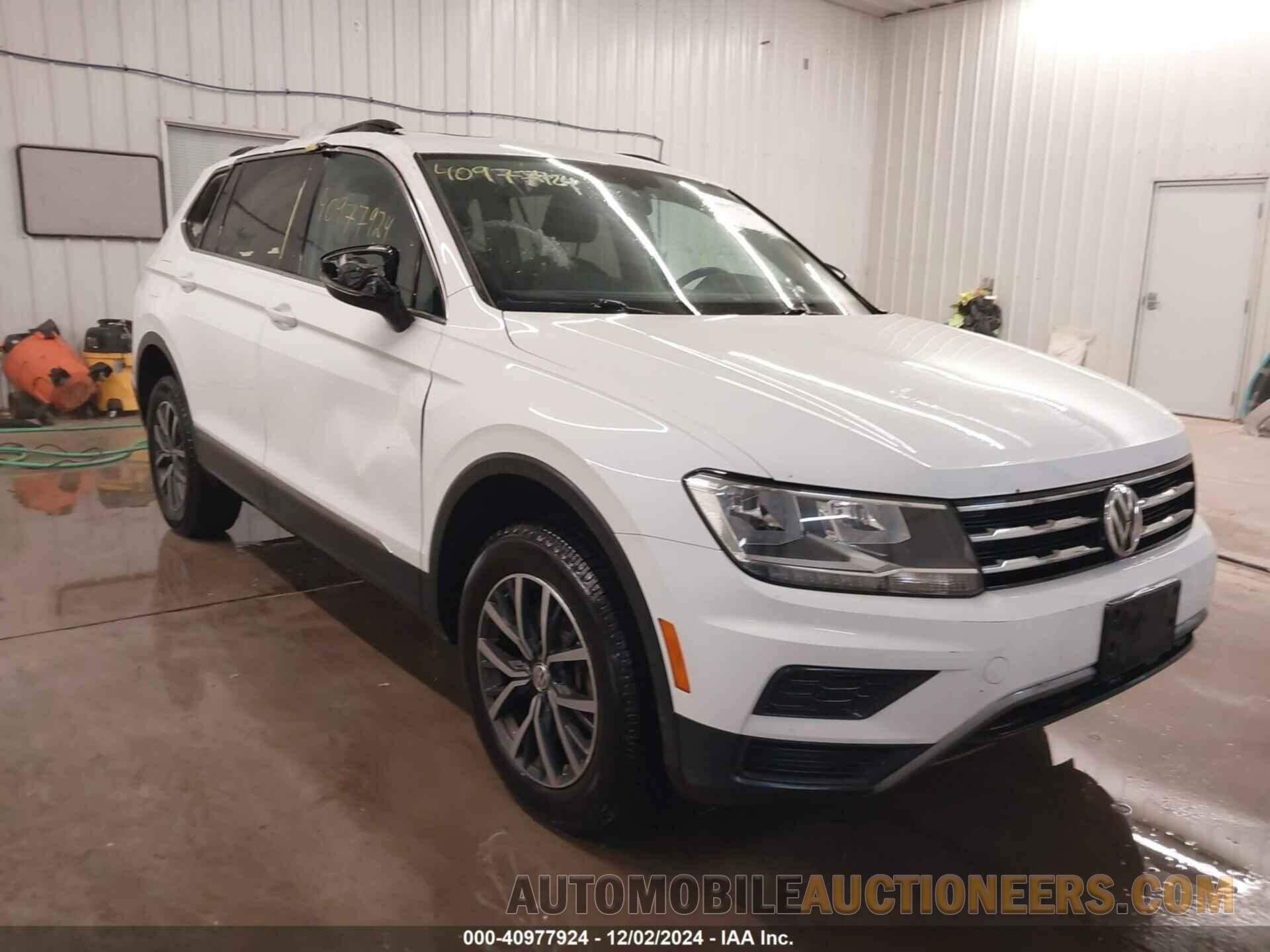 3VV2B7AX7JM194808 VOLKSWAGEN TIGUAN 2018