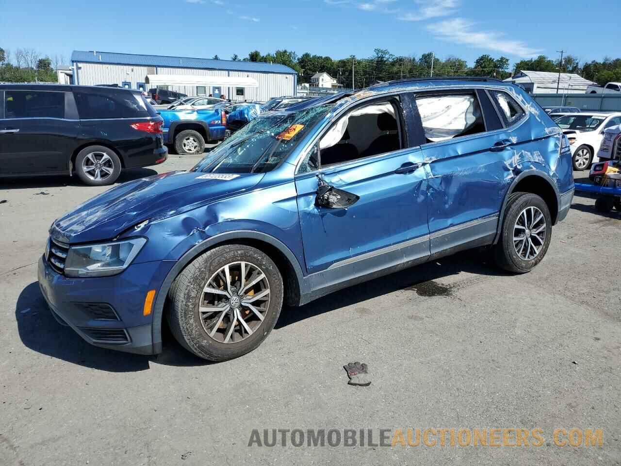 3VV2B7AX7JM203913 VOLKSWAGEN TIGUAN 2018