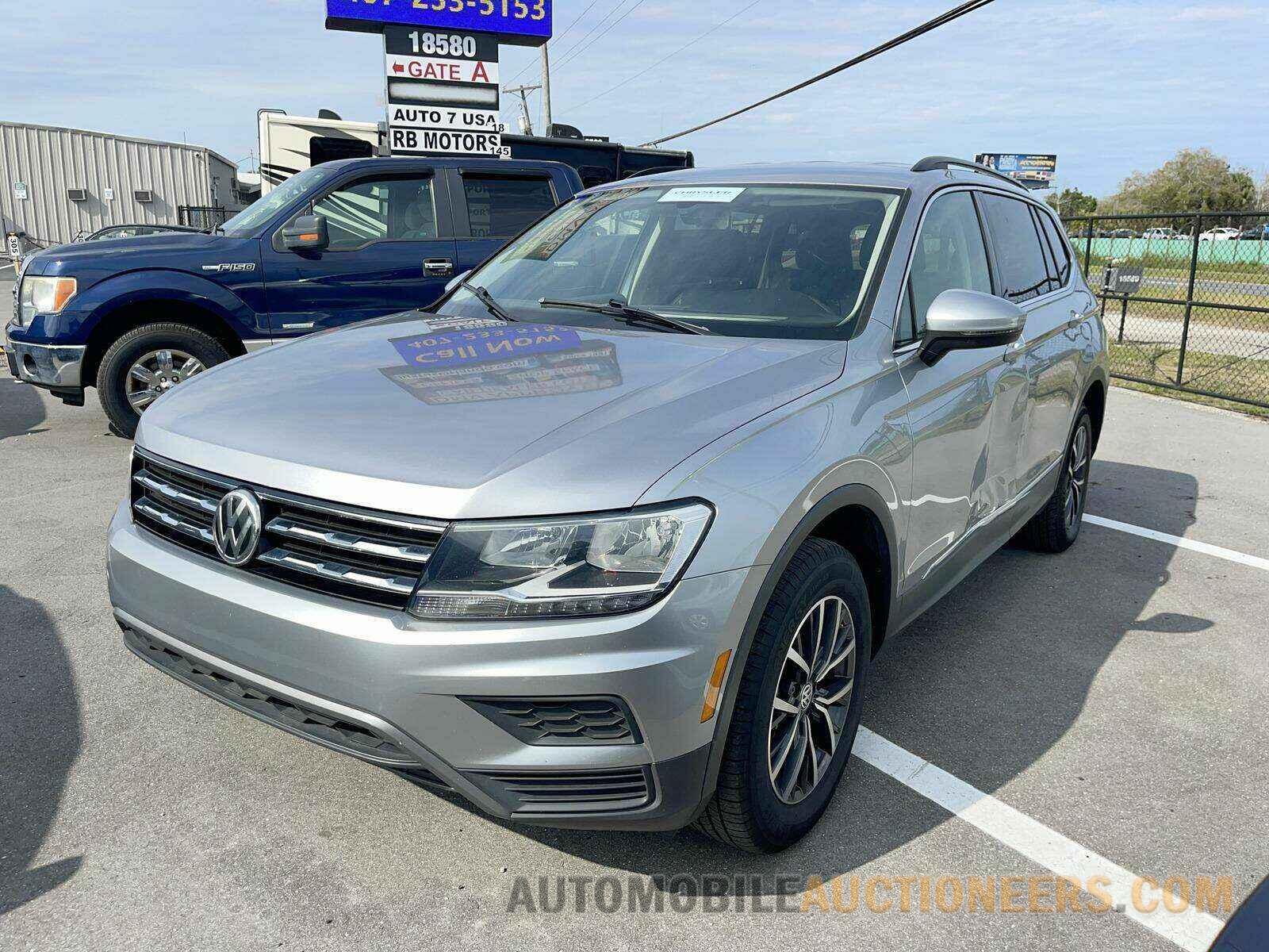 3VV2B7AX7LM096719 Volkswagen Tiguan 2020