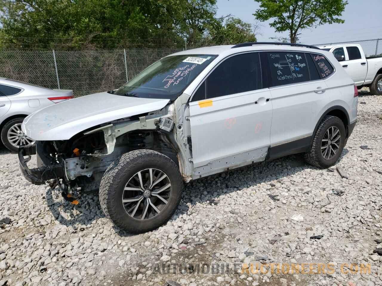 3VV2B7AX8JM018267 VOLKSWAGEN TIGUAN 2018