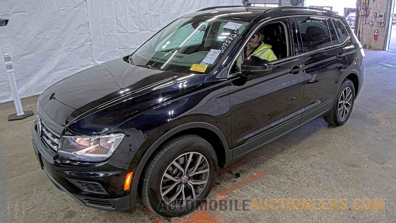 3VV2B7AX8KM135400 Volkswagen Tiguan 2019