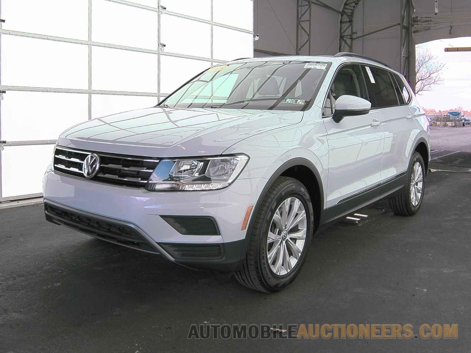 3VV2B7AX9JM181977 Volkswagen Tiguan 2018