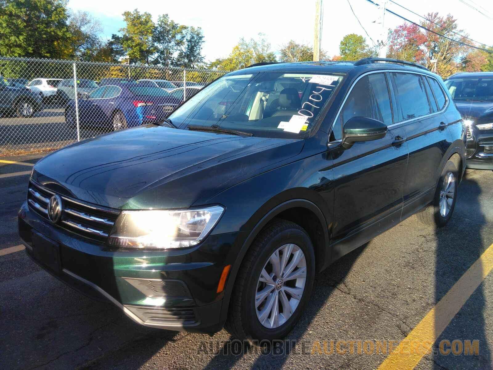 3VV2B7AX9KM107041 Volkswagen Tiguan 2019