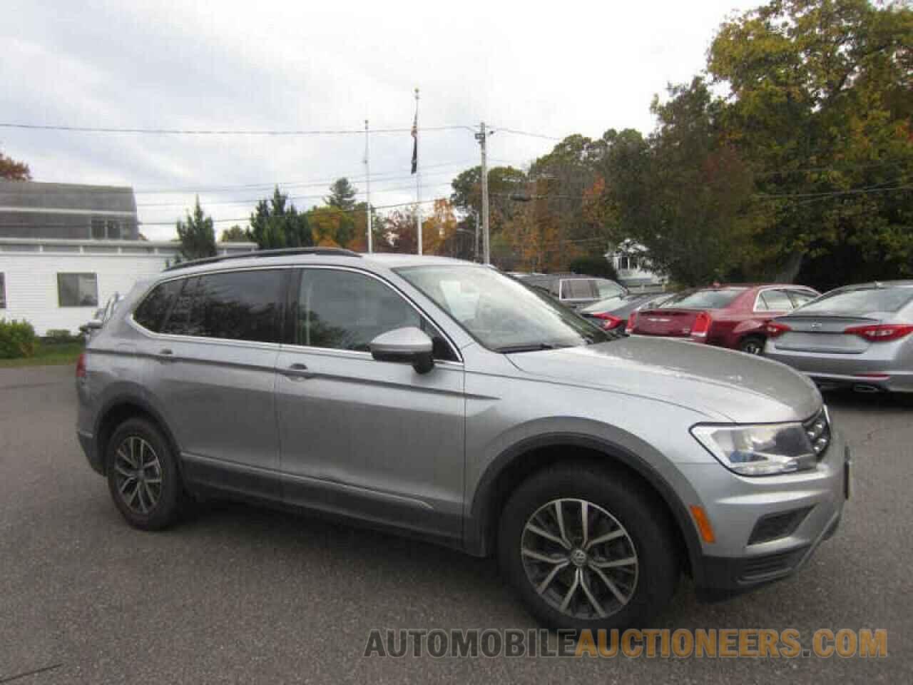 3VV2B7AX9LM020855 VOLKSWAGEN TIGUAN 2020