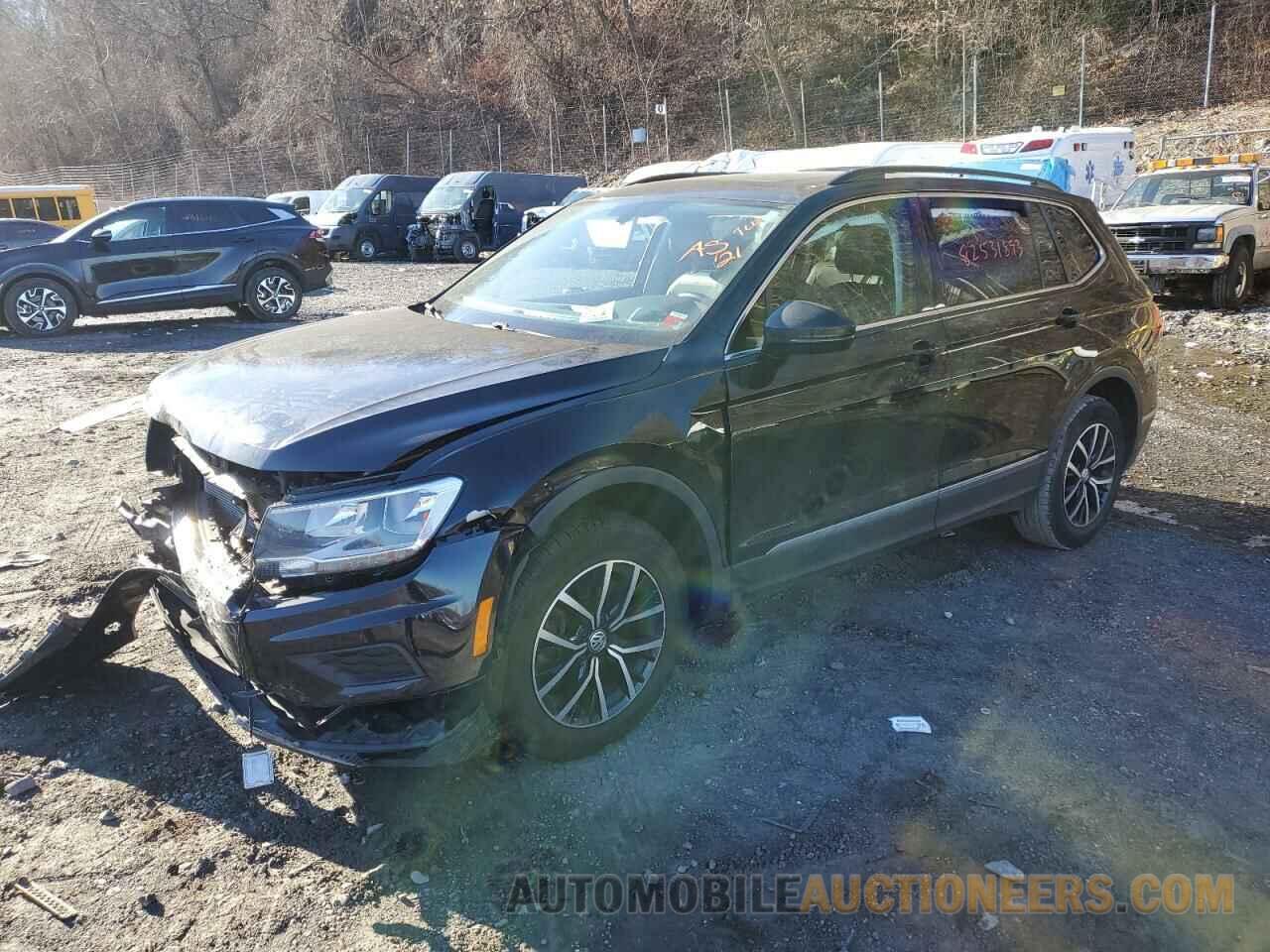 3VV2B7AX9MM052660 VOLKSWAGEN TIGUAN 2021