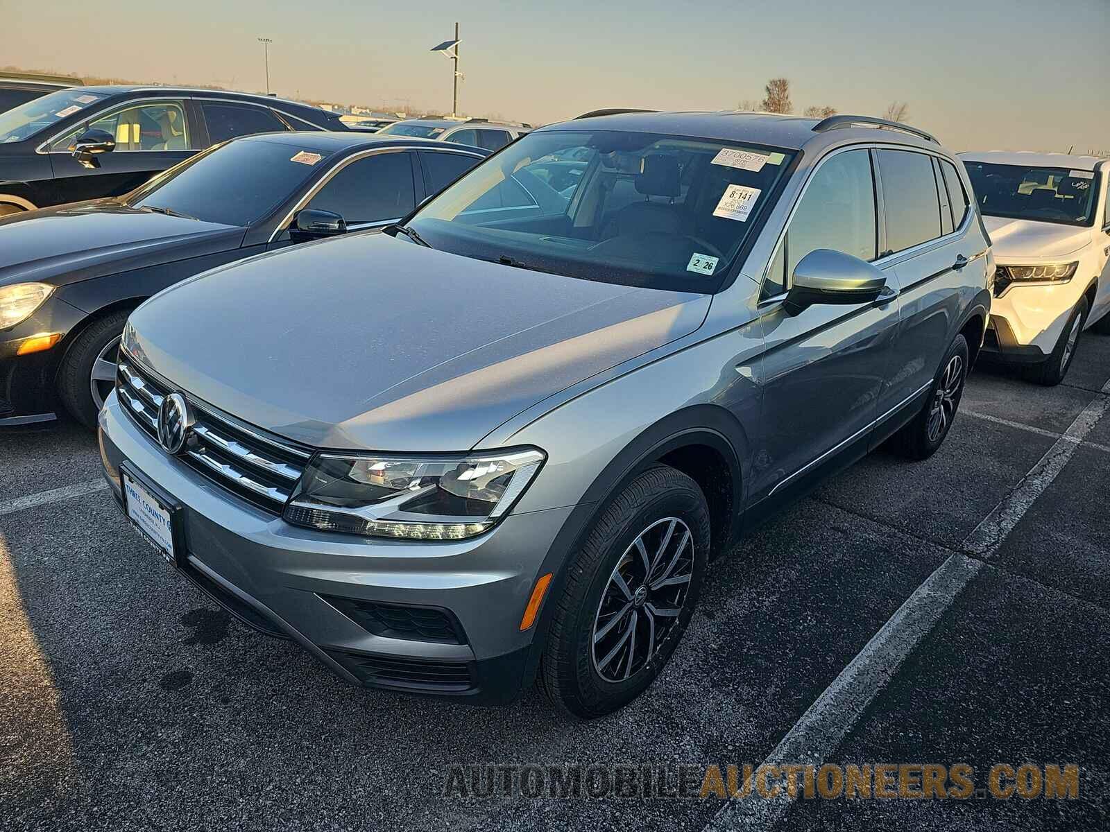 3VV2B7AXXMM046110 Volkswagen Tiguan 2021