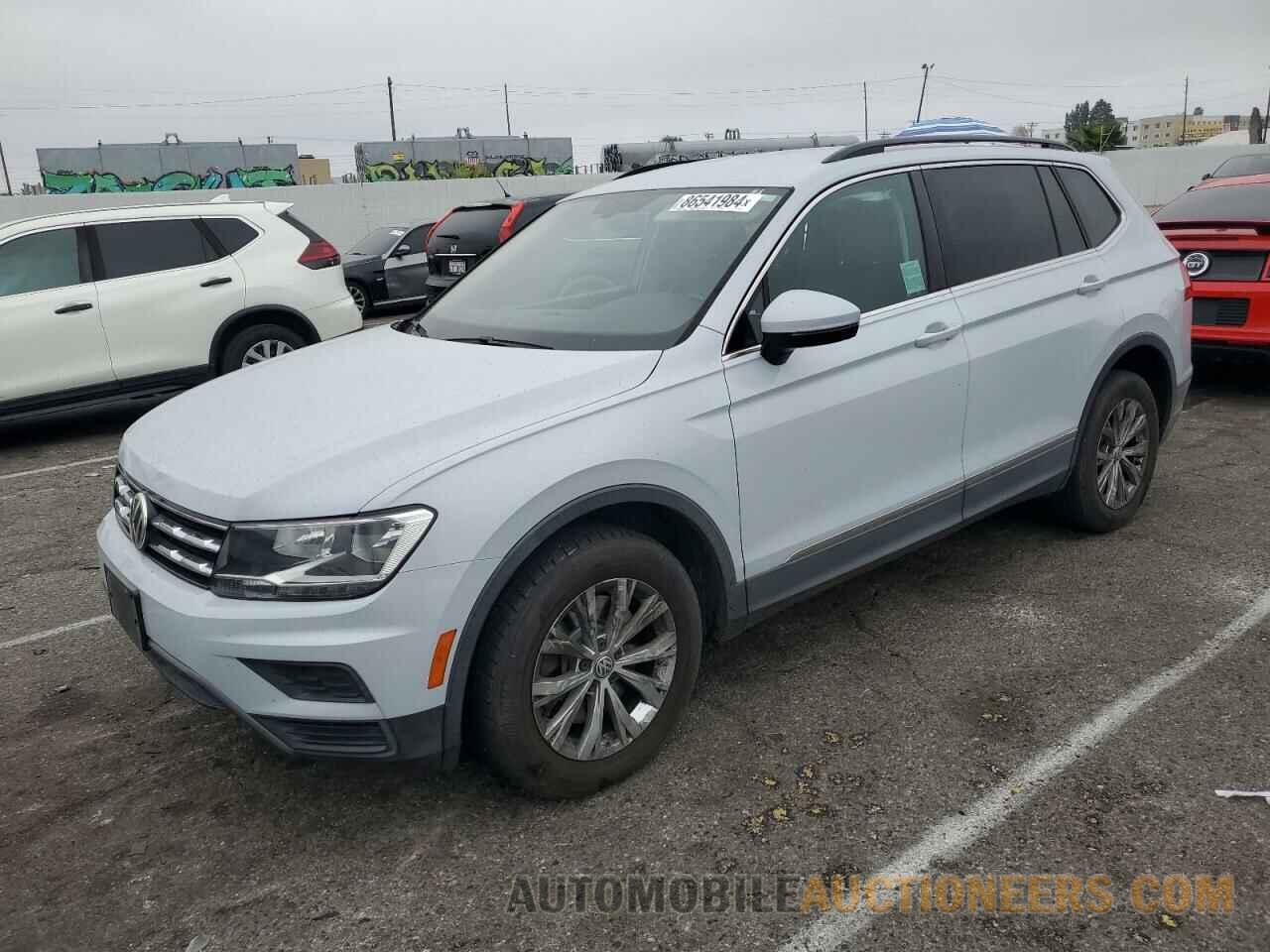 3VV3B7AX0JM120568 VOLKSWAGEN TIGUAN 2018