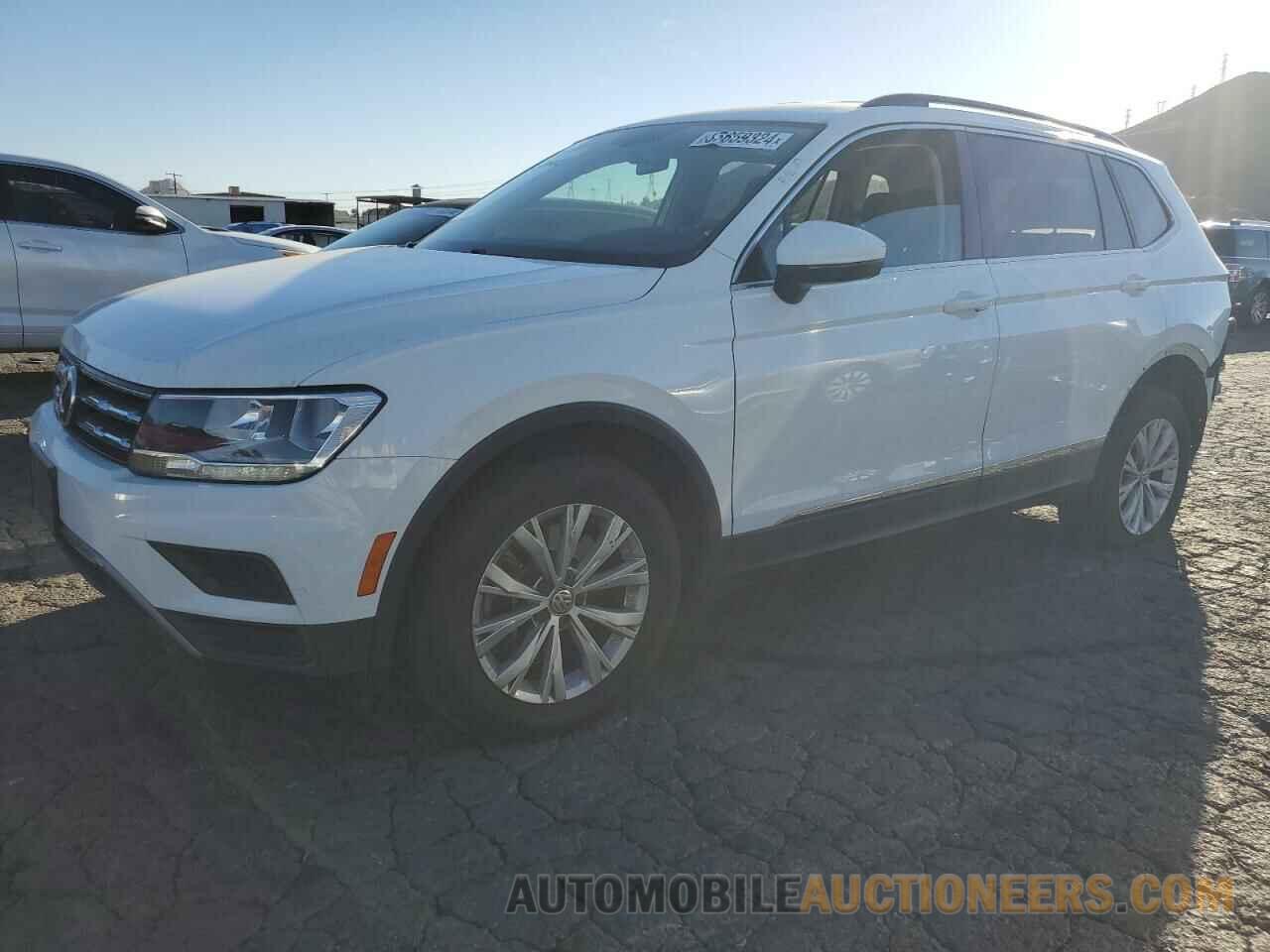 3VV3B7AX0JM133921 VOLKSWAGEN TIGUAN 2018