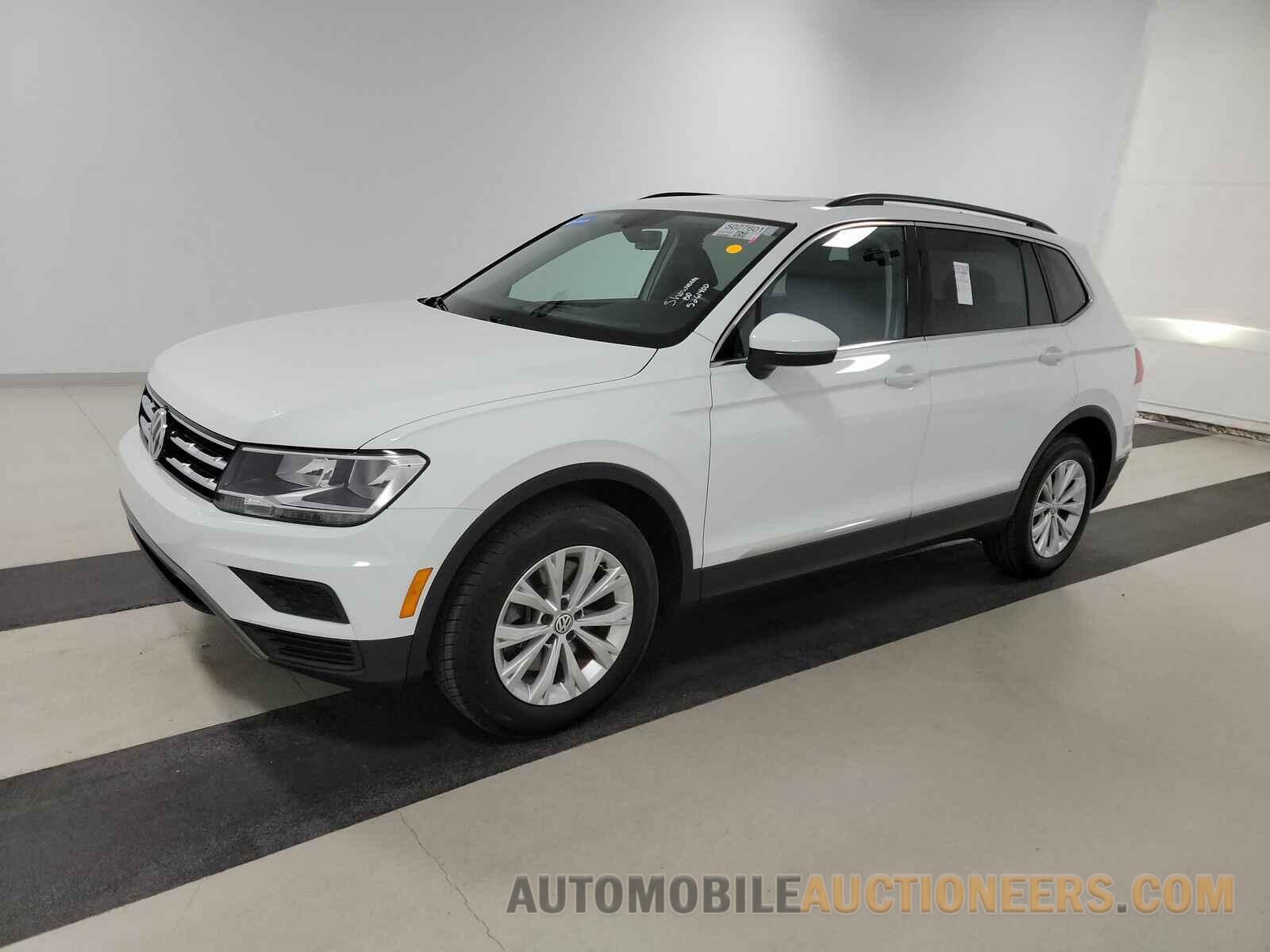 3VV3B7AX0JM178695 Volkswagen Tiguan 2018