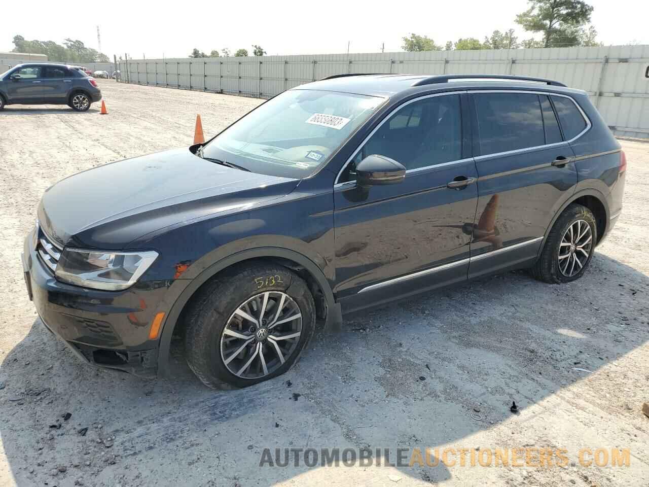 3VV3B7AX0JM213882 VOLKSWAGEN TIGUAN 2018