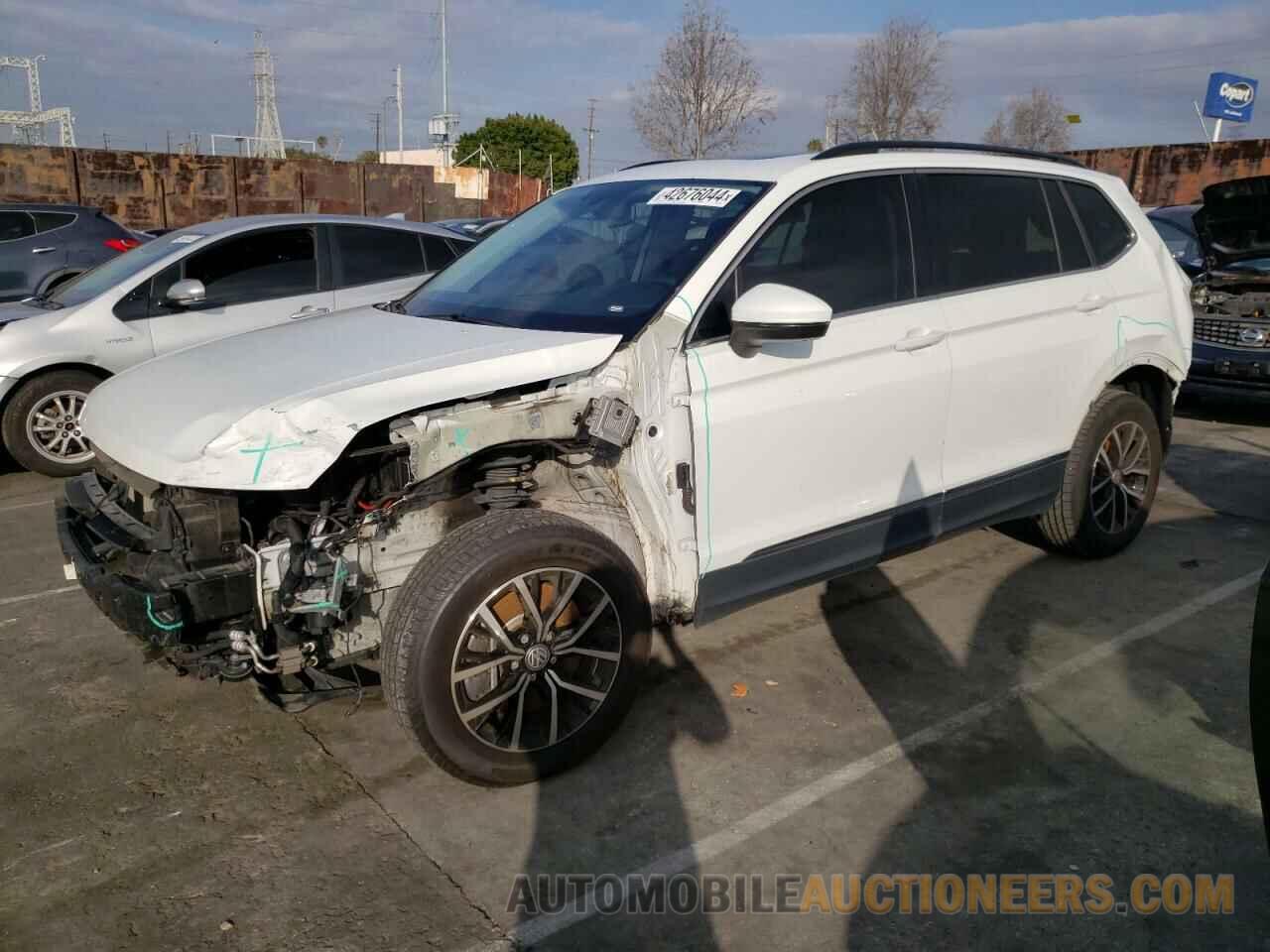 3VV3B7AX0MM098429 VOLKSWAGEN TIGUAN 2021