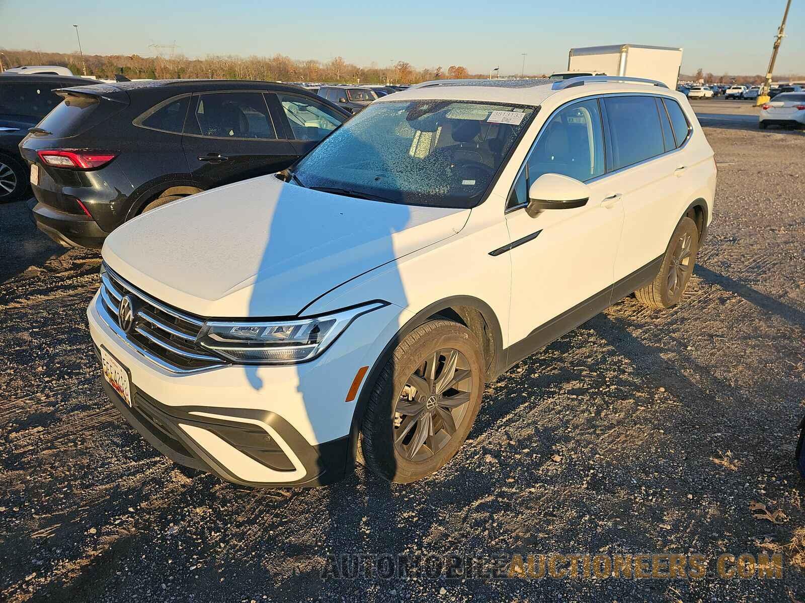 3VV3B7AX0NM176676 Volkswagen Tiguan 2022