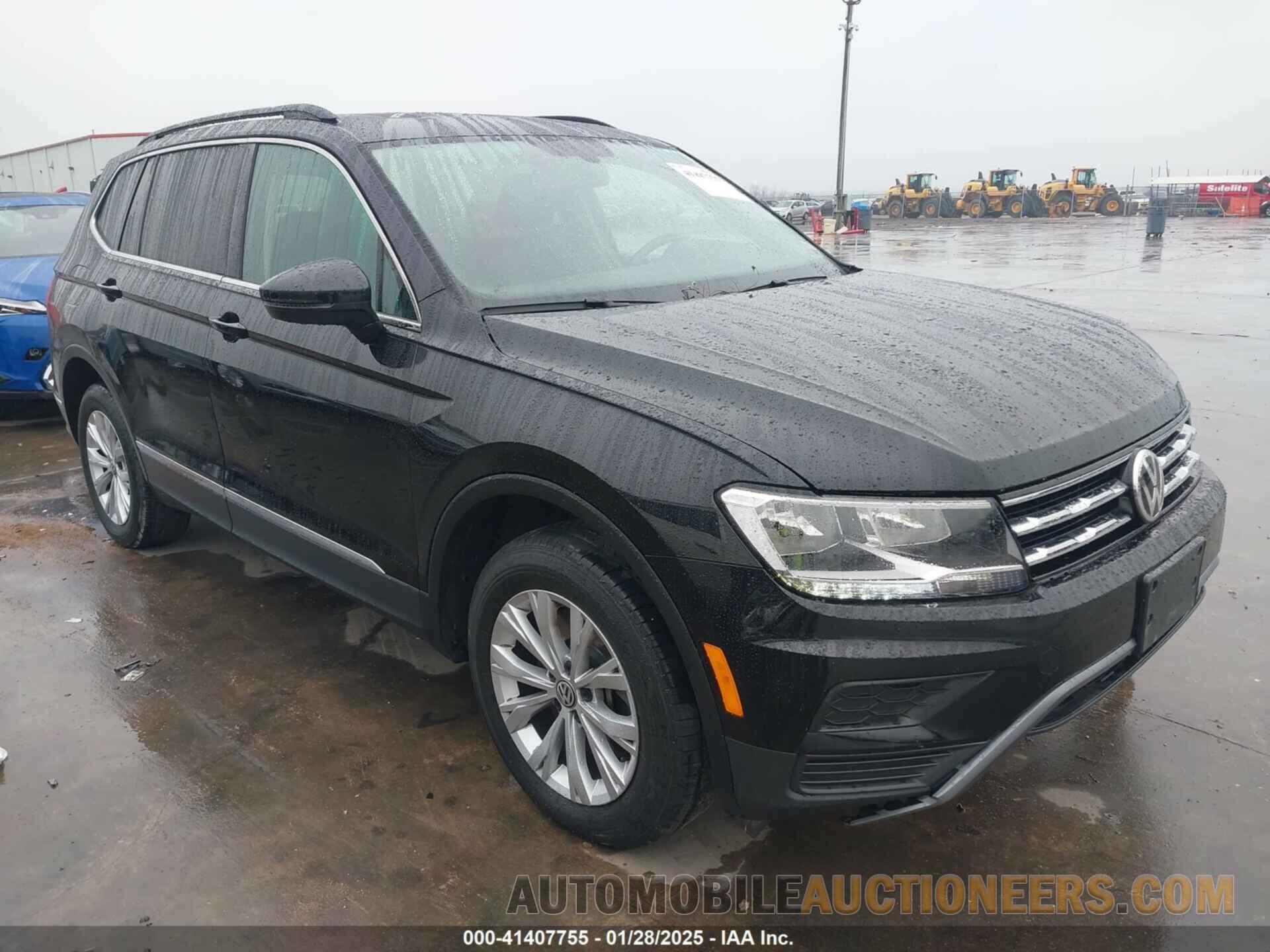 3VV3B7AX1JM140389 VOLKSWAGEN TIGUAN 2018