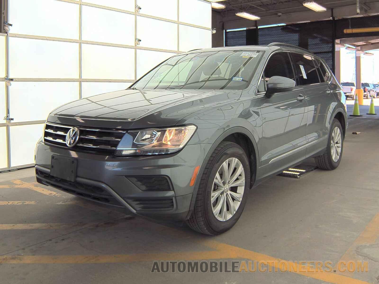 3VV3B7AX1JM168094 Volkswagen Tiguan 2018