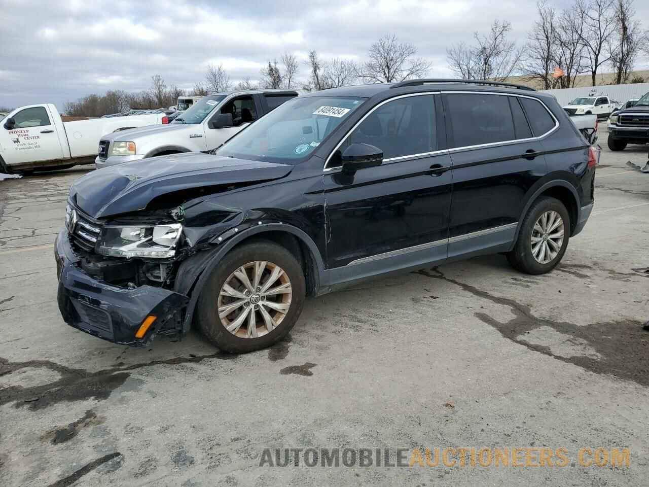 3VV3B7AX1JM173716 VOLKSWAGEN TIGUAN 2018