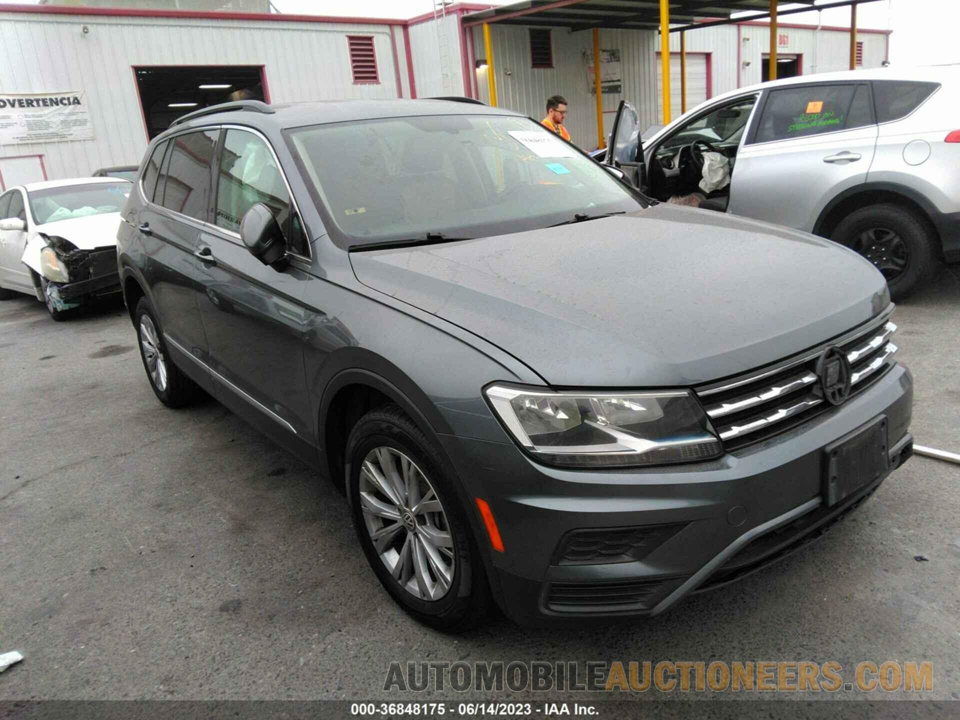 3VV3B7AX1JM210926 VOLKSWAGEN TIGUAN 2018