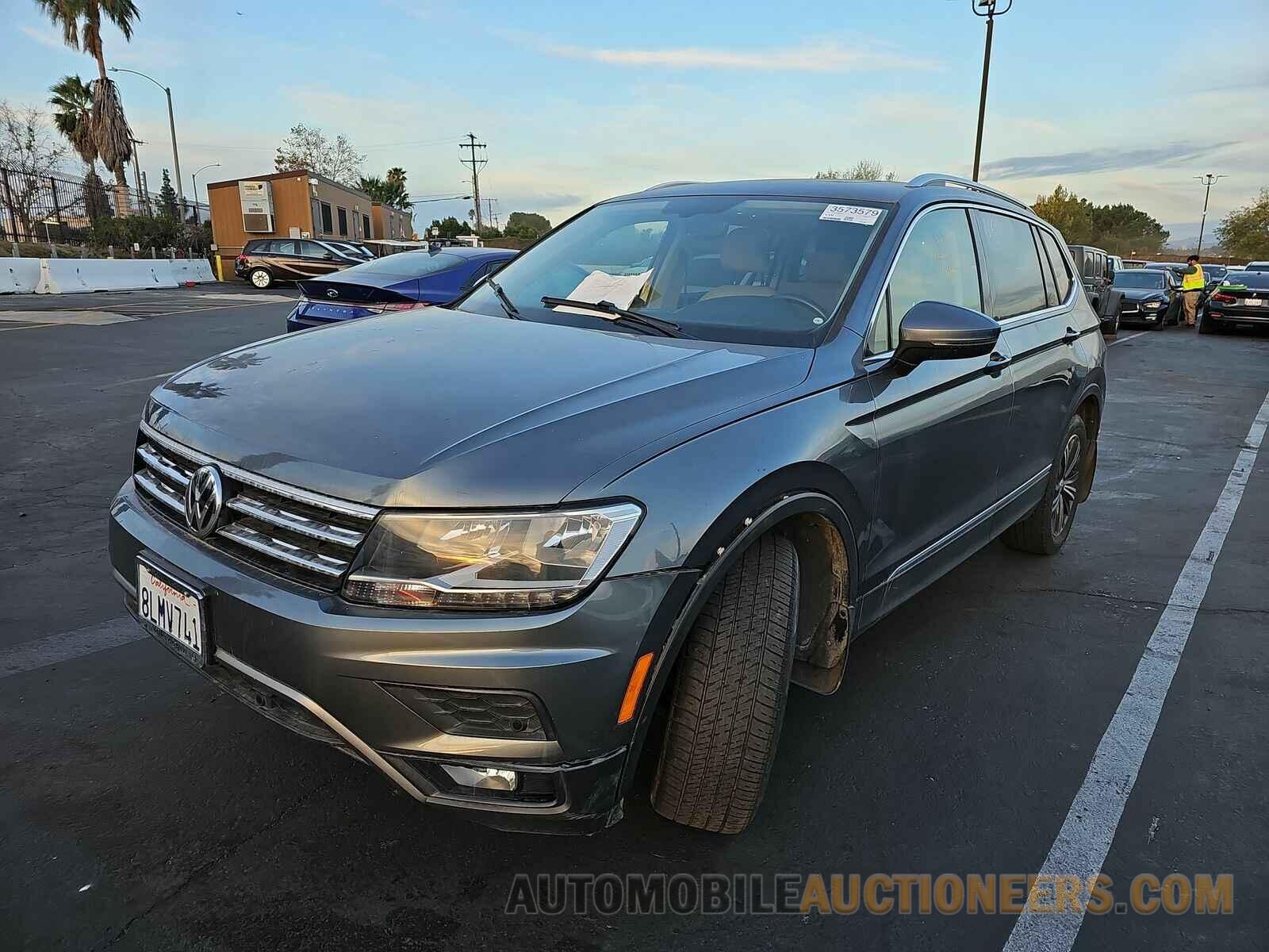 3VV3B7AX1KM062245 Volkswagen Tiguan 2019